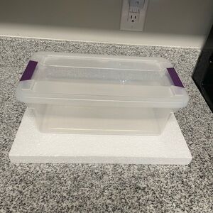 EUC  6 Qt Sterilite ClearView Latch Container Versatile Storage Made in the USA